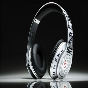 Beats Studio Headphones Graffiti White With Diamond Edition