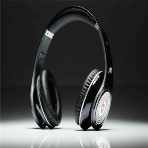 Beats By Dre Studio NFL Edition Headphones Philadelphia Eagles With the Diamond