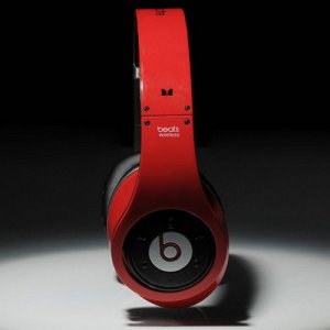 Beats By Dr Dre Studio Wireless Bluetooth Over-Ear Red Headphones